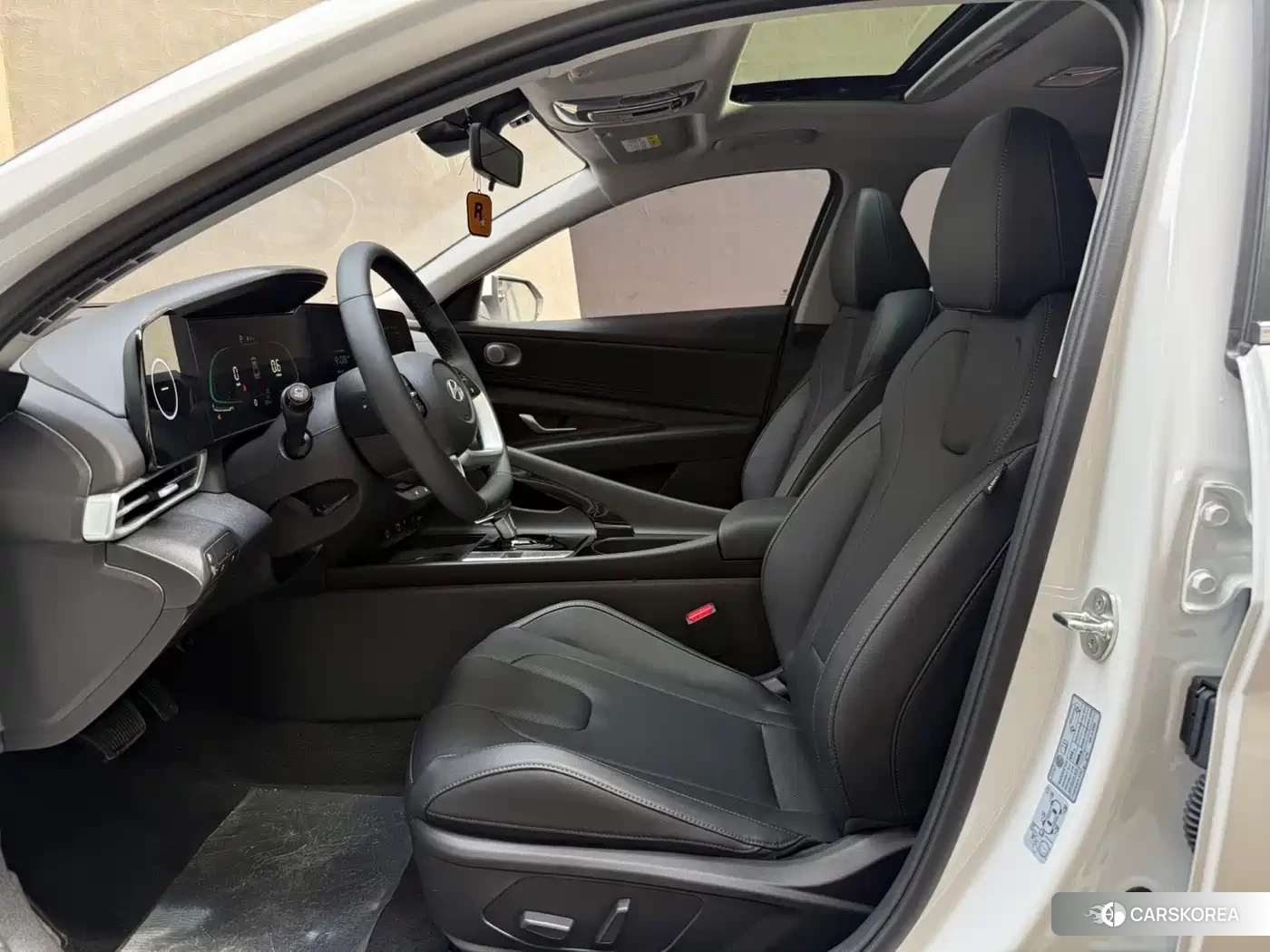 Hyundai Elantra id 4570315 из Китая 24