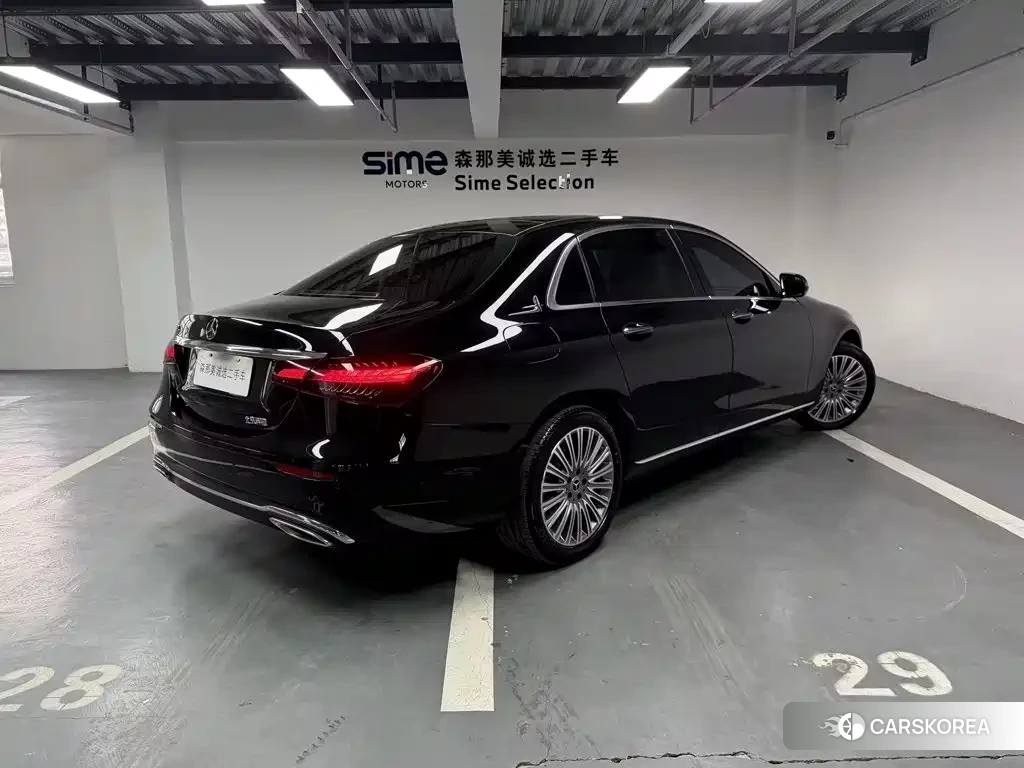 Mercedes-Benz E-Class id 4649298 из Китая 20