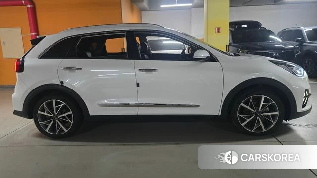 Kia The New Niro id 4948530 из Кореи 18