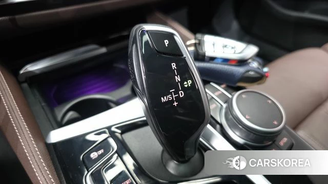 BMW 5 Series (G30) id 3859795 из Кореи 18