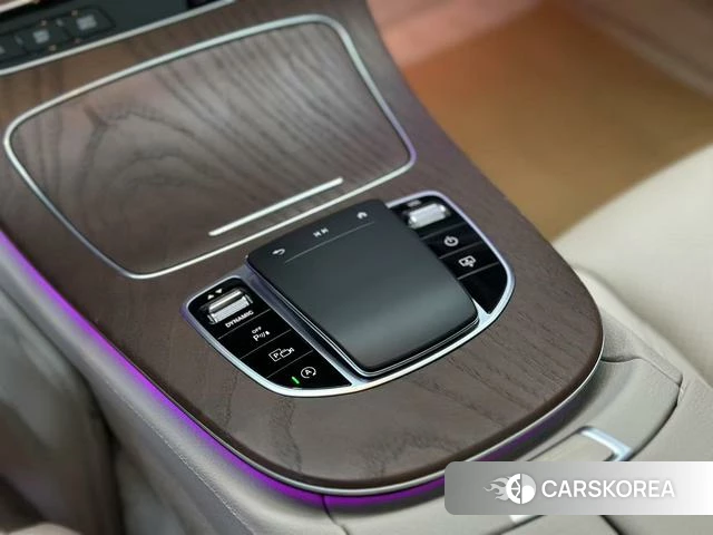 Mercedes-Benz E-class id 4260938 из Китая 14