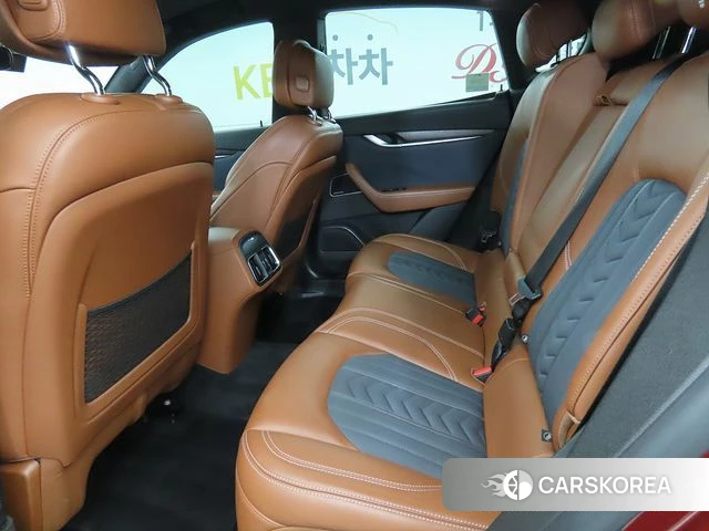 Maserati Levante id 4251407 из Кореи 18