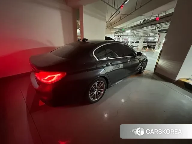 BMW 5 Series (G30) id 3117485 из Кореи 18