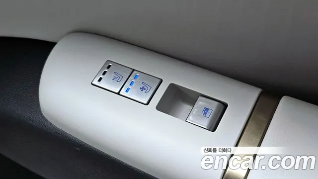 Hyundai Grandeur (GN7) id 2616854 из Кореи 18