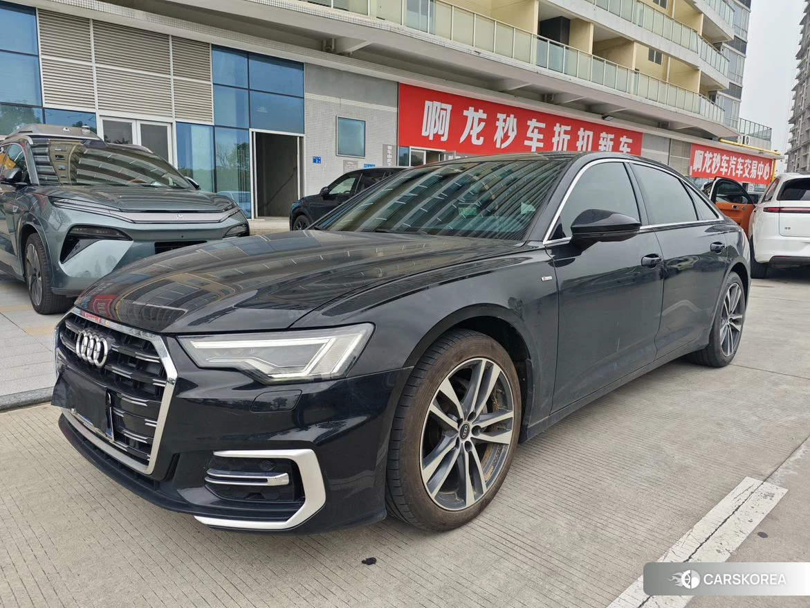 Audi A6L id 4468067 из Китая 8