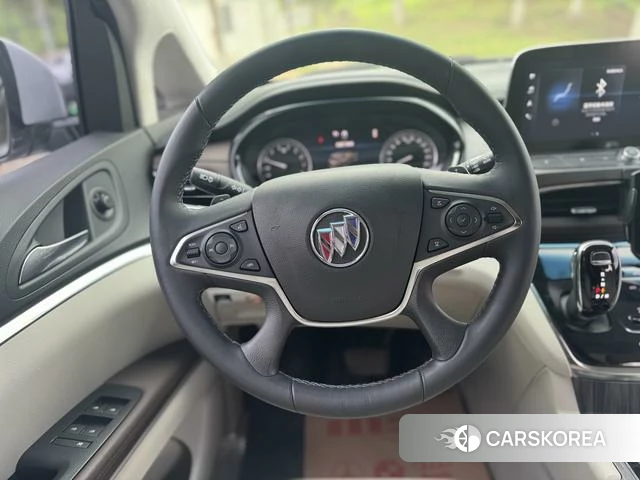 Buick GL8 id 3889961 из Китая 19