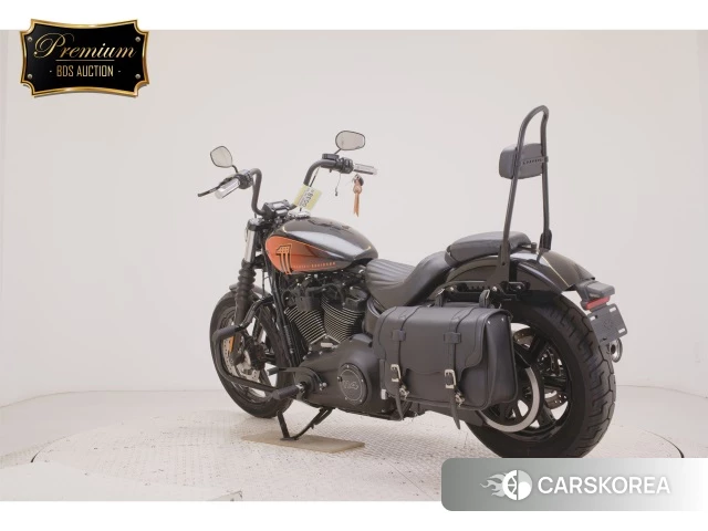 Harley-Davidson Softail Street Bob FXBBS1870 id 4391948 из Японии 8