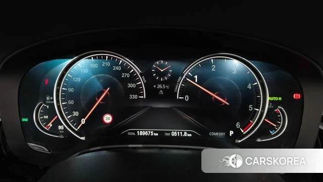 BMW 5 Series (G30) id 4770755 из Кореи 18
