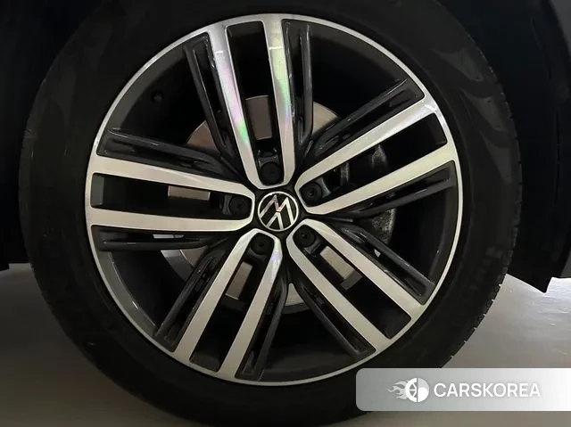 Volkswagen Tiguan Allspace id 2974647 из Кореи 15