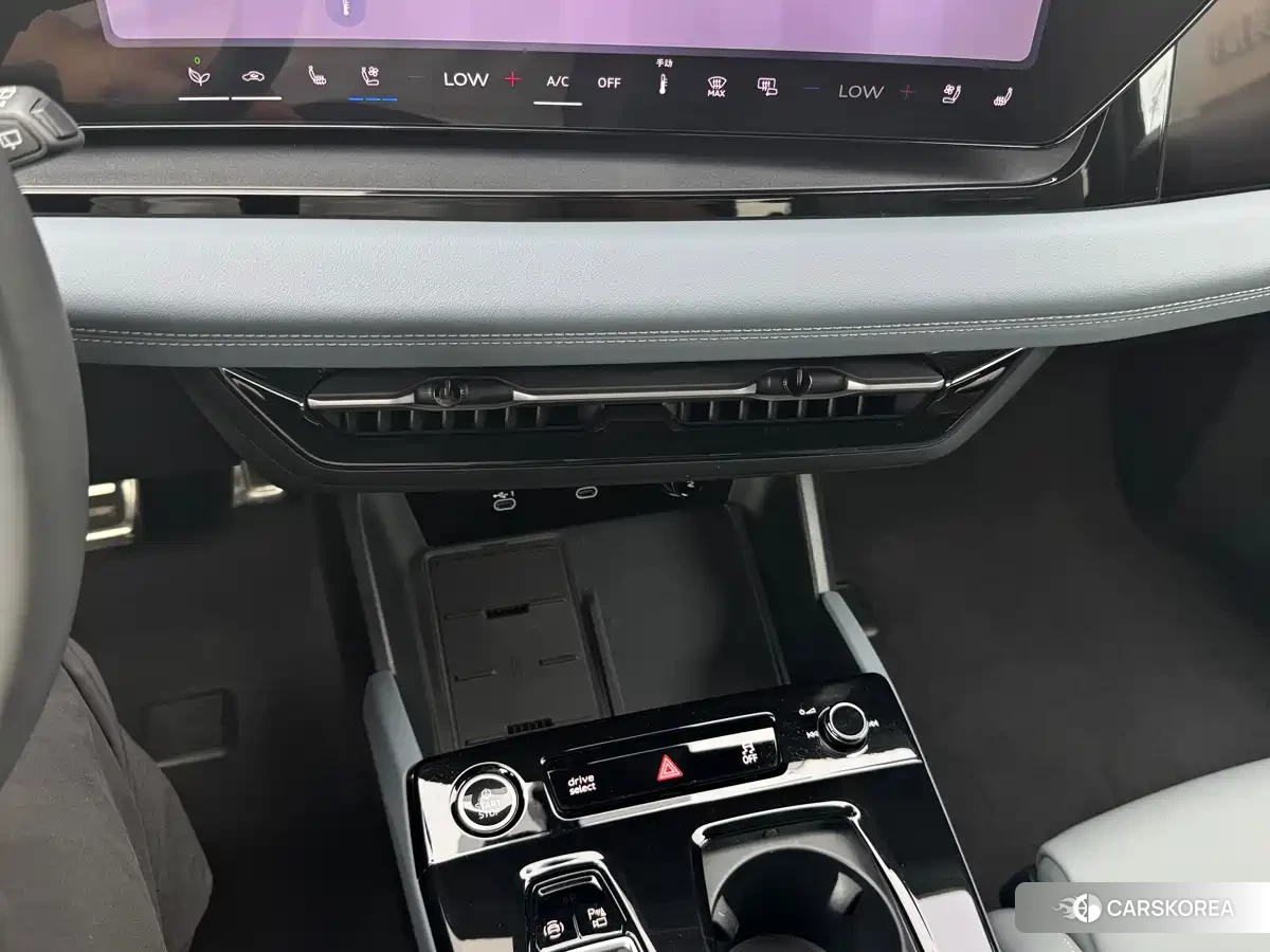 Audi Q6L id 4589416 из Китая 8