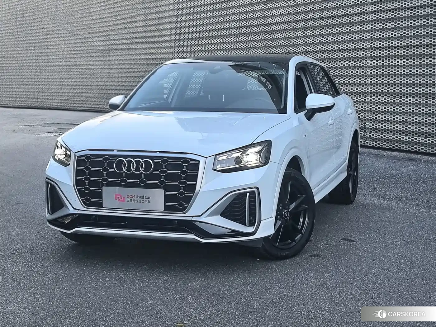Audi Q2L id 4680477 из Китая 15