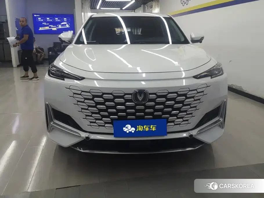 Chang'an UNI-K id 4654995 из Китая 14