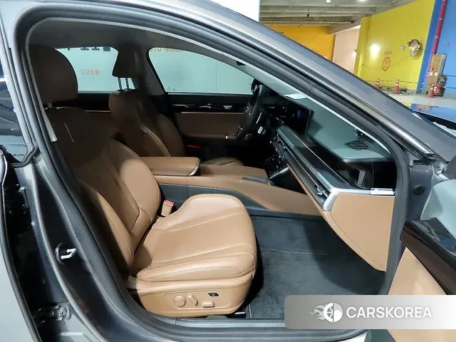 Hyundai Grandeur (GN7) id 3639416 из Кореи 18