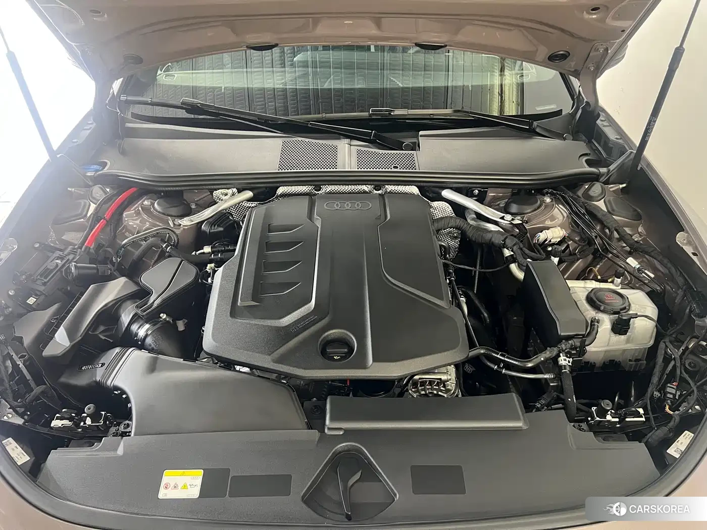 Audi A5L id 4589111 из Китая 18