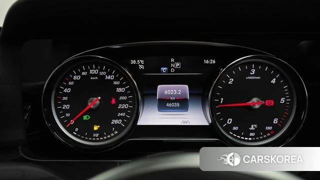 Mercedes-Benz E-Class W213 id 4677151 из Кореи 30