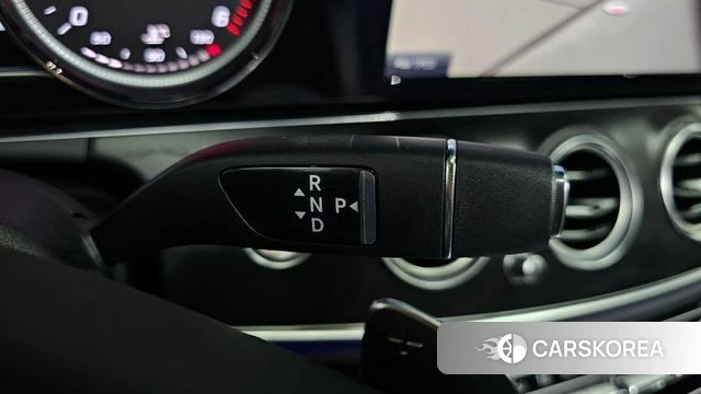 Mercedes-Benz E-Class W213 id 4552097 из Кореи 32