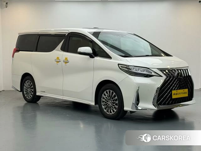 Lexus LM id 4259793 из Китая 18