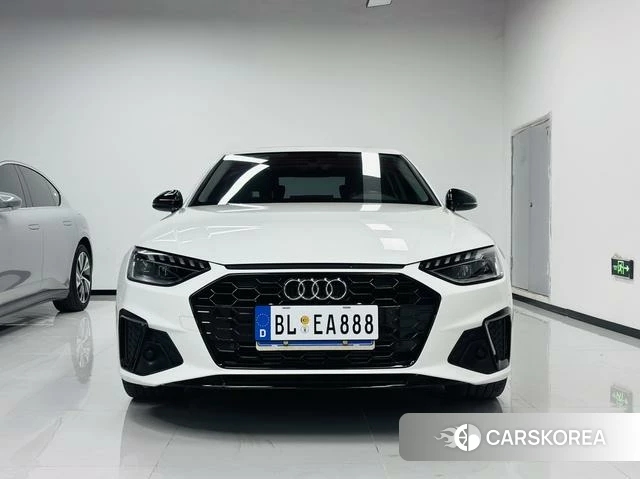 Audi A4L id 4277770 из Китая 14