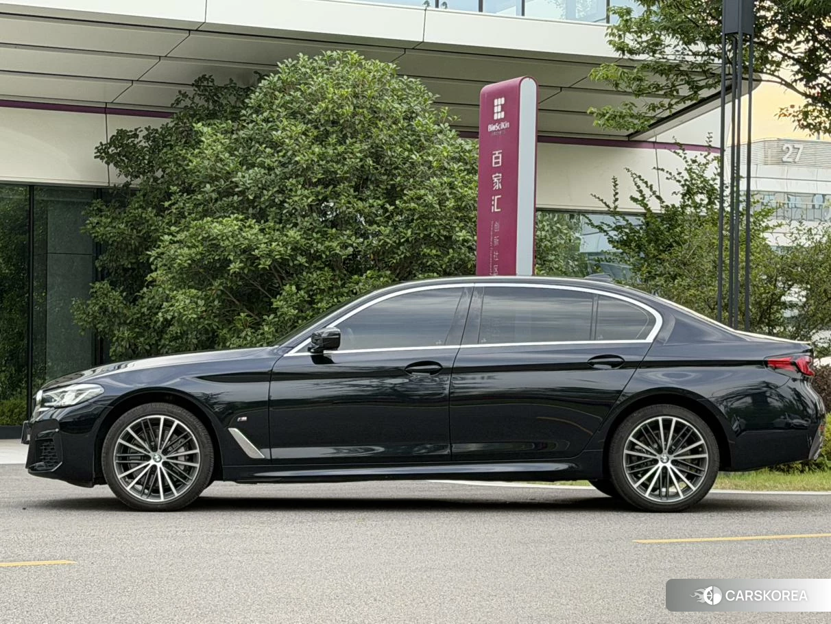BMW 5 series id 4452841 из Китая 8