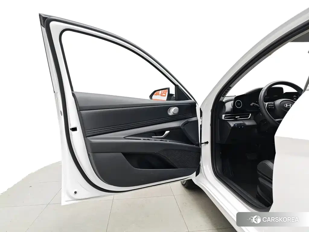 Hyundai Elantra id 4577639 из Китая 22