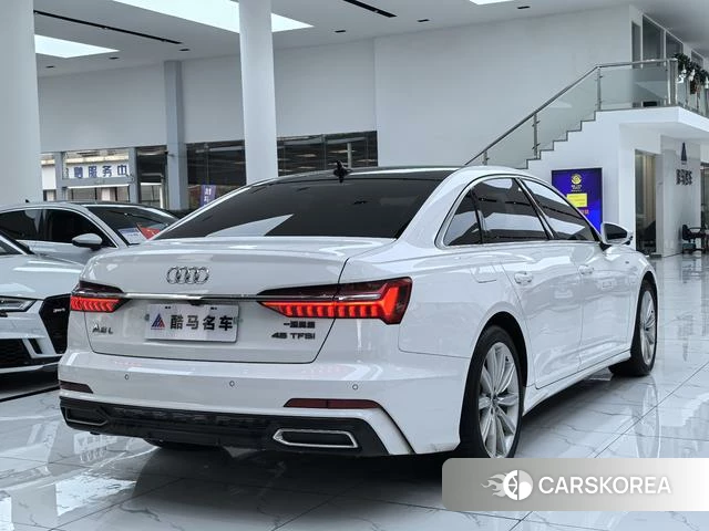Audi A6L id 4259566 из Китая 13