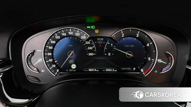 BMW 5 Series (G30) id 3834933 из Кореи 18