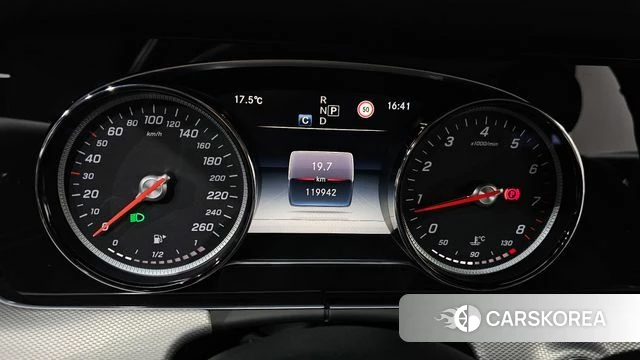 Mercedes-Benz E-Class W213 id 3905889 из Кореи 18