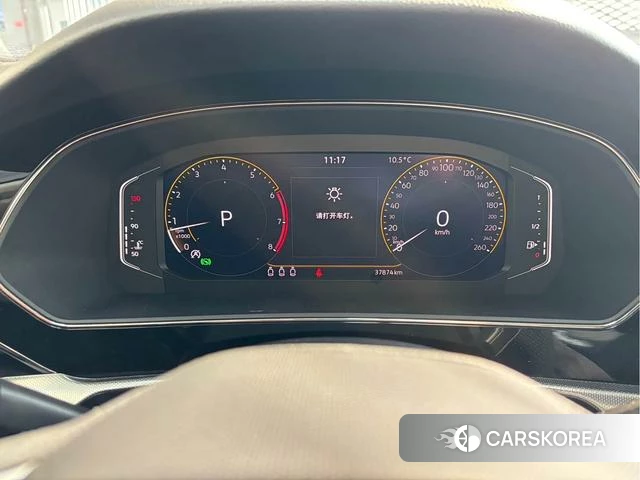 Volkswagen Passat id 4241989 из Китая 11