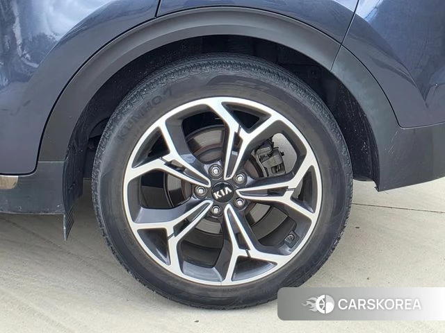 Kia Sportage The Bold id 4384874 из Кореи 18