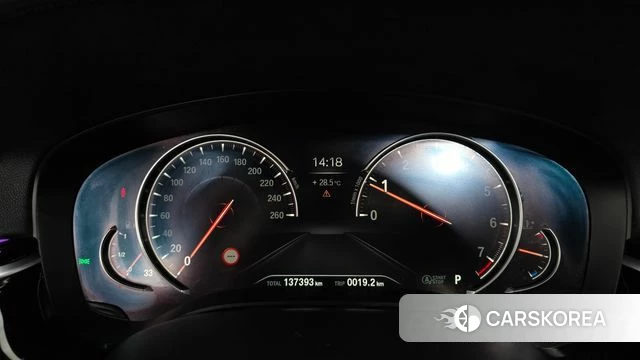 BMW 5 Series (G30) id 4780968 из Кореи 18