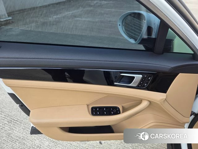 Porsche Panamera (971) id 3992931 из Кореи 14