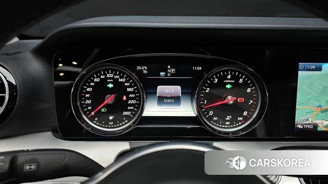 Mercedes-Benz E-Class W213 id 4384701 из Кореи 28