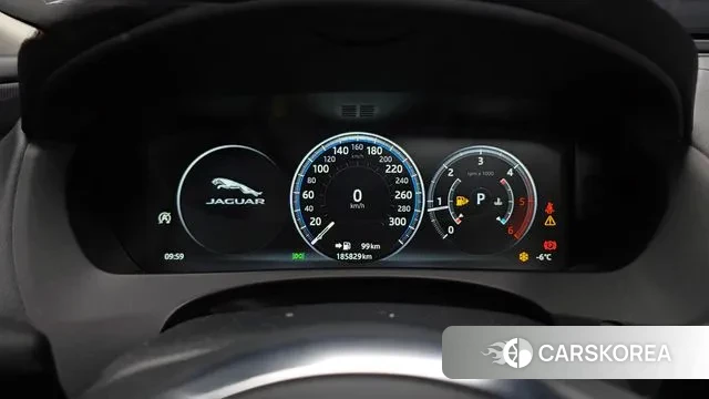 Jaguar XE id 3520330 из Кореи 18