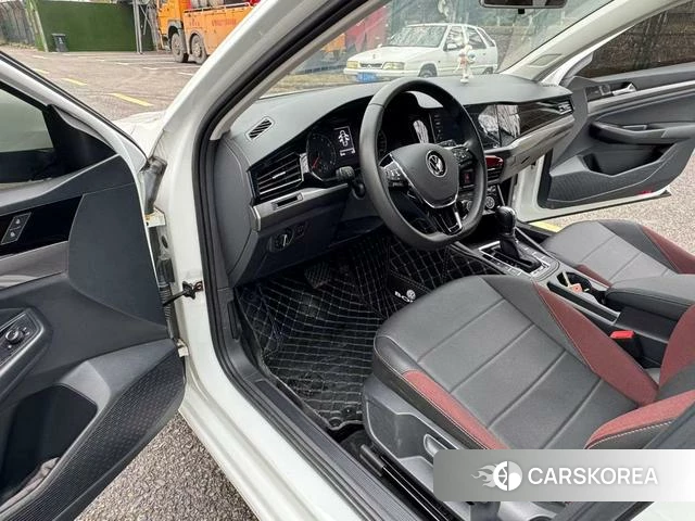 Volkswagen Bora id 4258635 из Китая 8