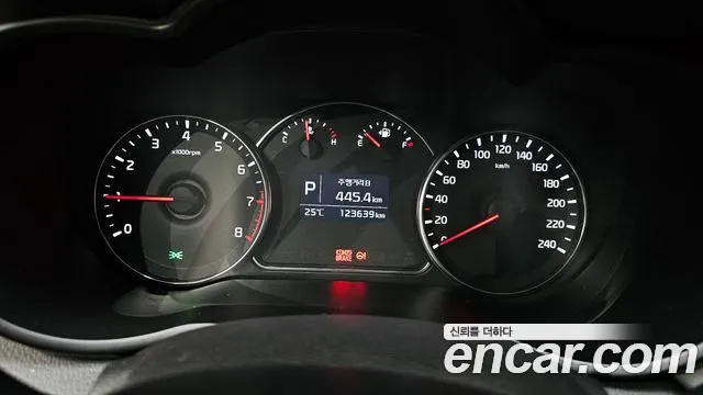 Kia The New Carens id 2835021 из Кореи 18