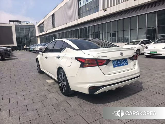 Nissan Teana id 4261896 из Китая 8