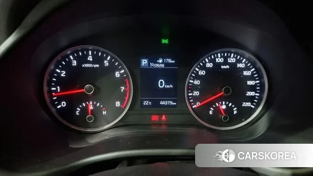 Kia Stonic id 3038554 из Кореи 18