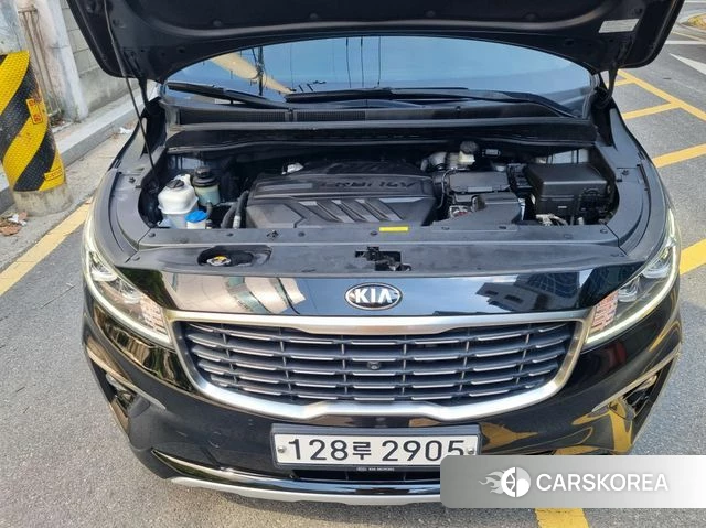 Kia The New Carnival id 4465343 из Кореи 18