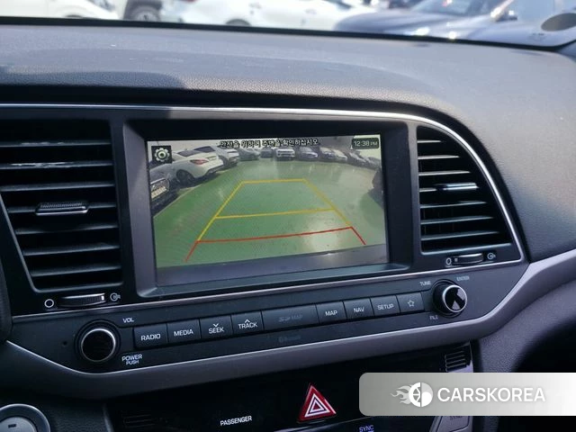 Hyundai Avante AD id 3821024 из Кореи 10