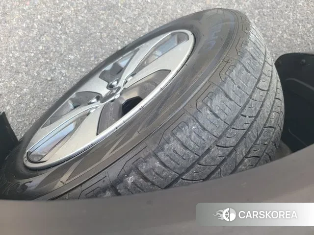 Kia Niro id 3292379 из Кореи 17