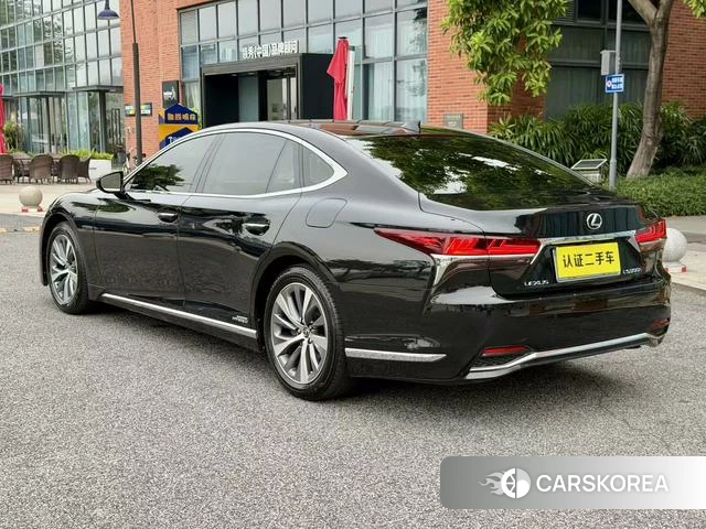 Lexus LS id 4221299 из Китая 17