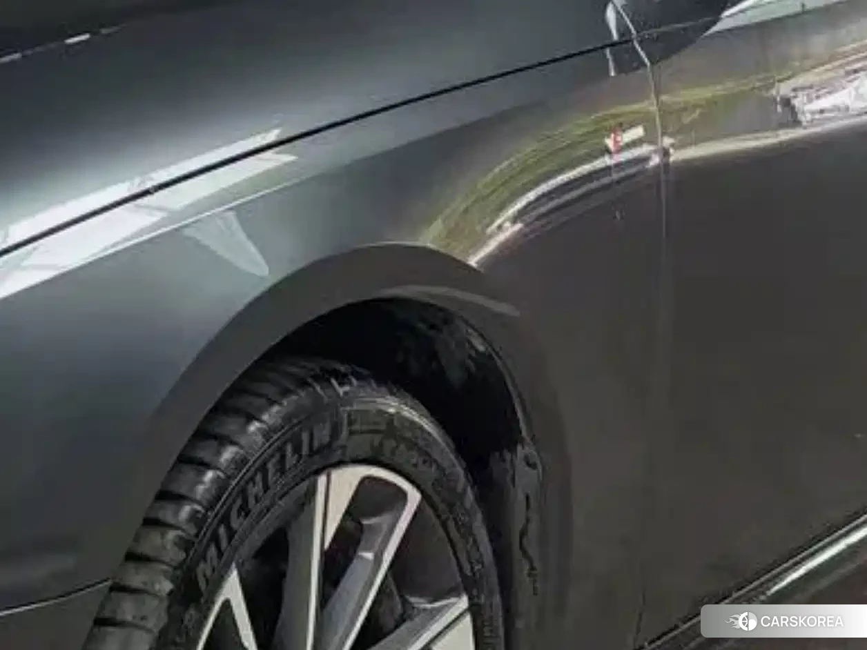 Audi A4L id 4685912 из Китая 8