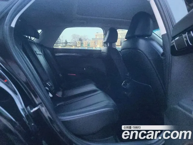 Hyundai Grandeur Hybrid (GN7) id 2599472 из Кореи 17