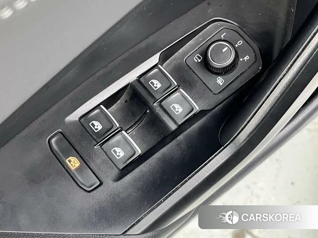 Volkswagen Sagitar id 4353737 из Китая 26