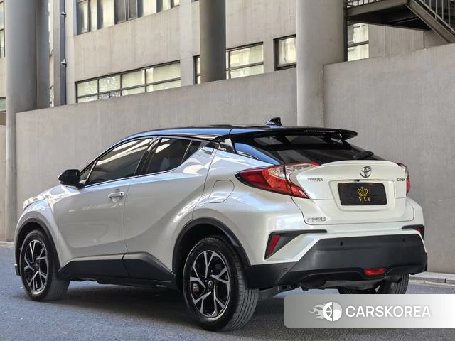 Toyota C-HR id 4274195 из Китая 8