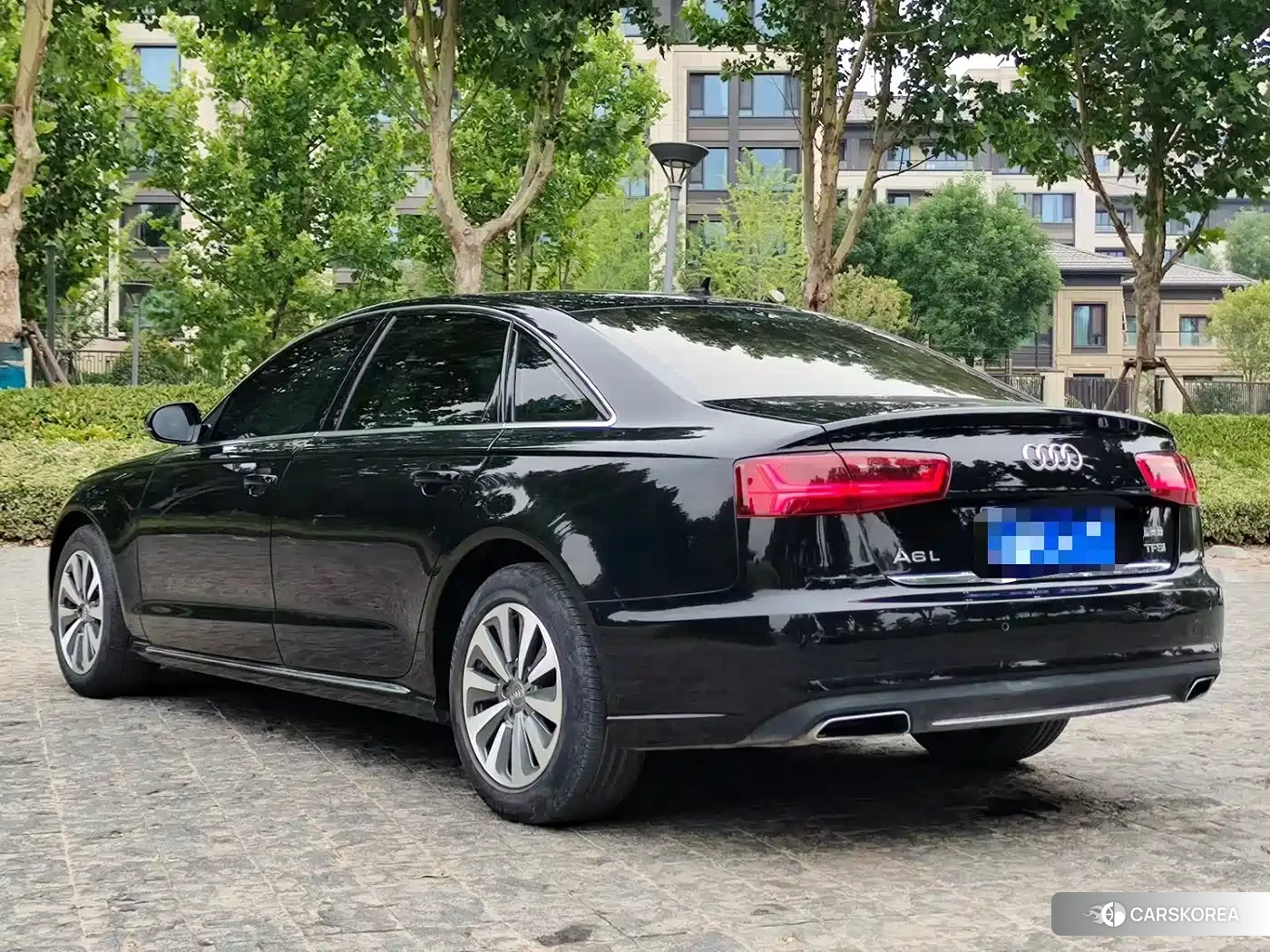Audi A6L id 4570816 из Китая 8
