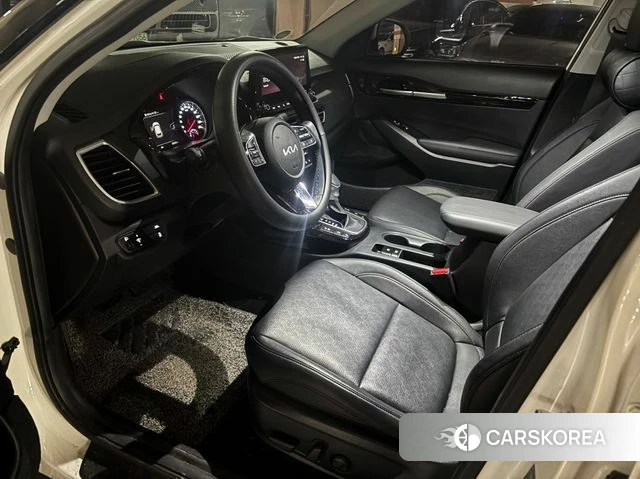 Kia Seltos id 4701902 из Кореи 17