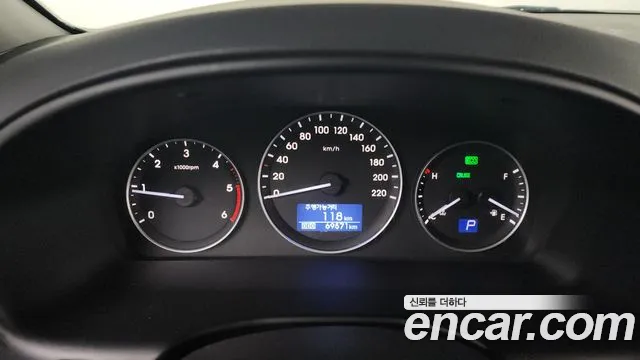 Hyundai The New Grand Starex id 2362388 из Кореи 18