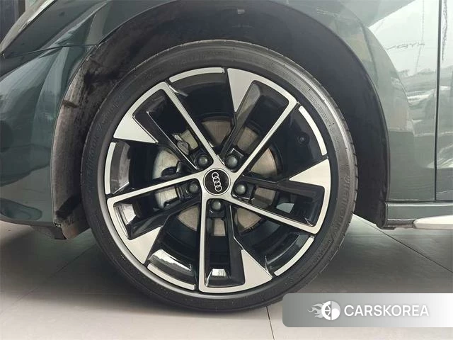 Audi A3 id 4265884 из Китая 12