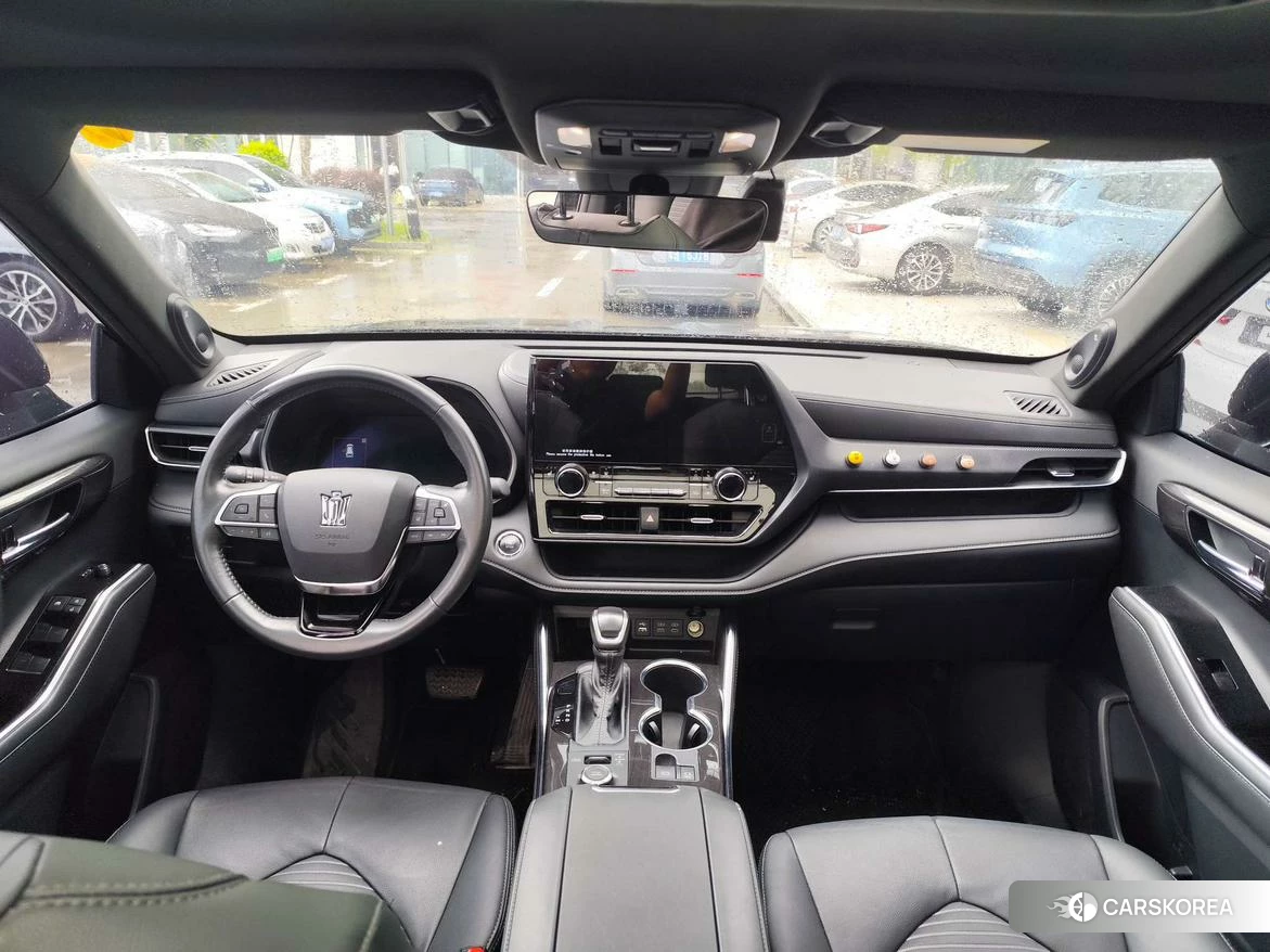 Toyota Crown Lufang id 4474004 из Китая 8